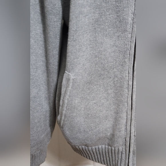 L.L. Bean zip up sweater 100 % cotton - Picture 3 of 10